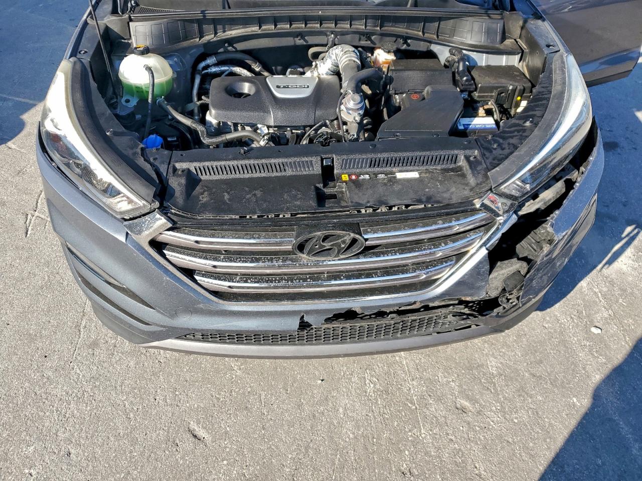 2016 Hyundai Tucson Limited VIN: KM8J33A23GU211012 Lot: 94043875