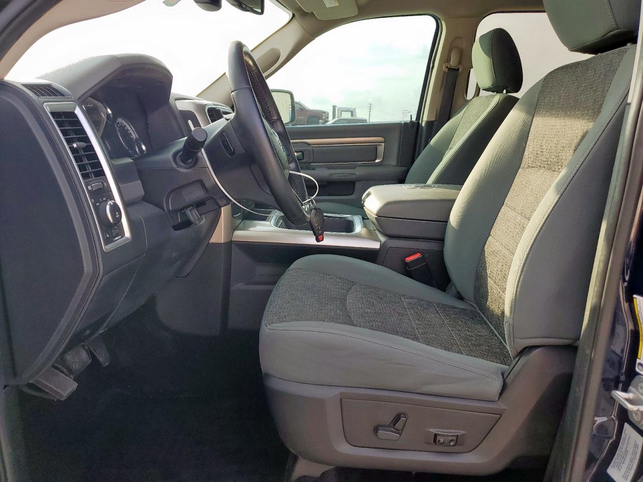 2016 Ram 1500 Slt VIN: 3C6RR6LT6GG295690 Lot: 93417505