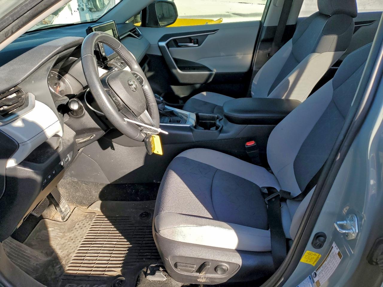 2020 Toyota Rav4 Xle VIN: JTMP1RFV6LD064530 Lot: 94257885