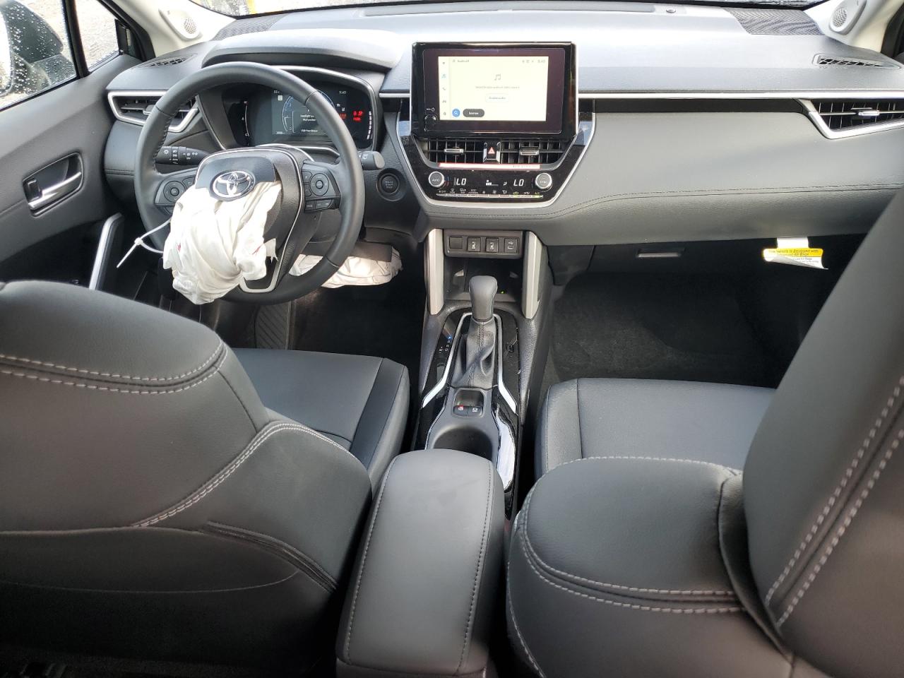 2025 Toyota Corolla Cross Xle VIN: 7MUDAAAG7SV143503 Lot: 93675455