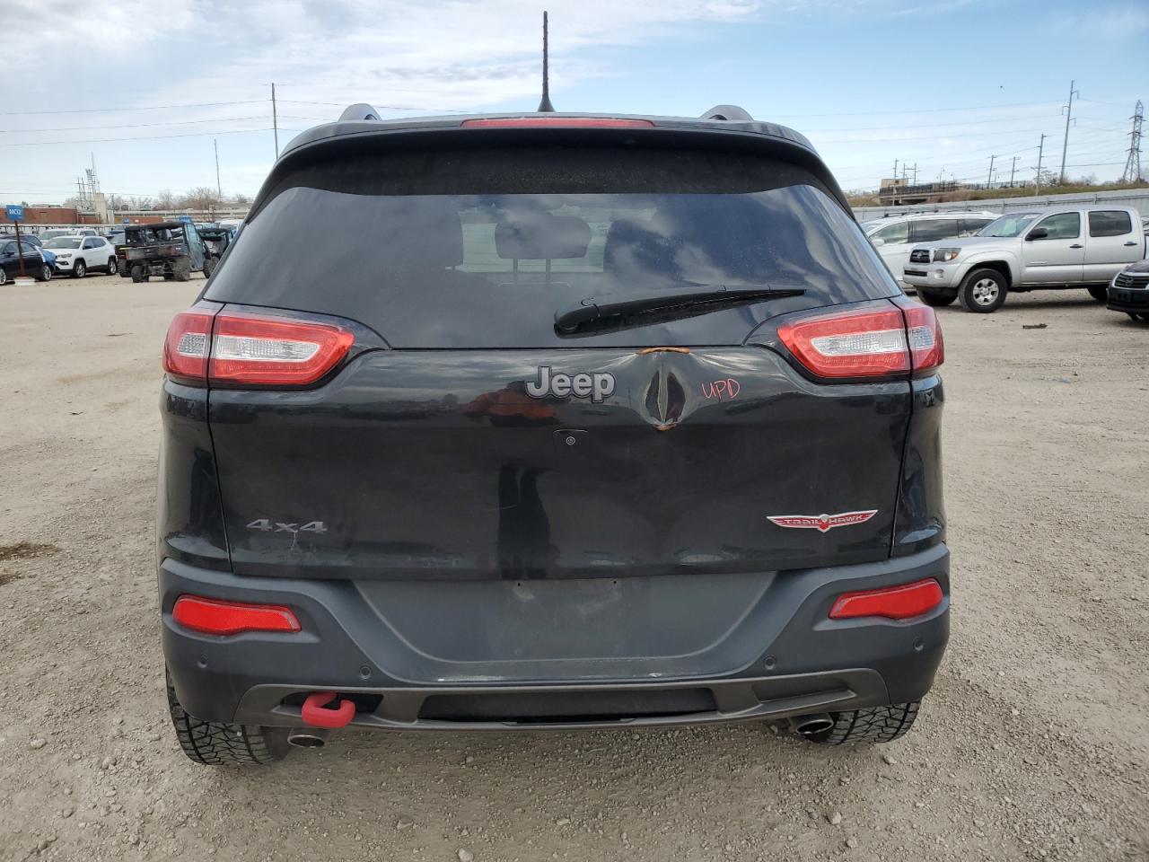2016 Jeep Cherokee Trailhawk VIN: 1C4PJMBSXGW335386 Lot: 92045575