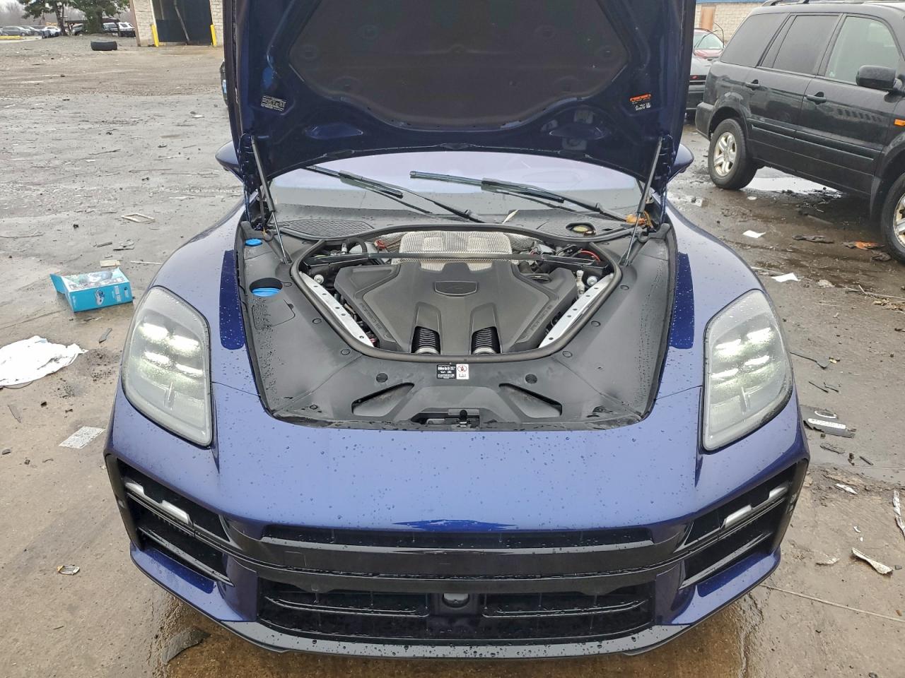 2025 Porsche Panamera Gts VIN: WP0AG2YA8SL070405 Lot: 94112915