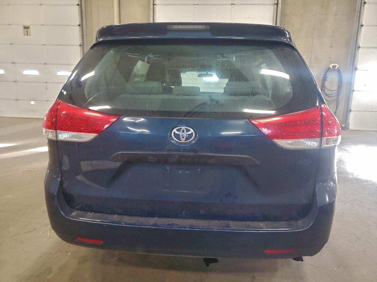 2011 Toyota Sienna VIN: 5TDZK3DC9BS094242 Lot: 94259735