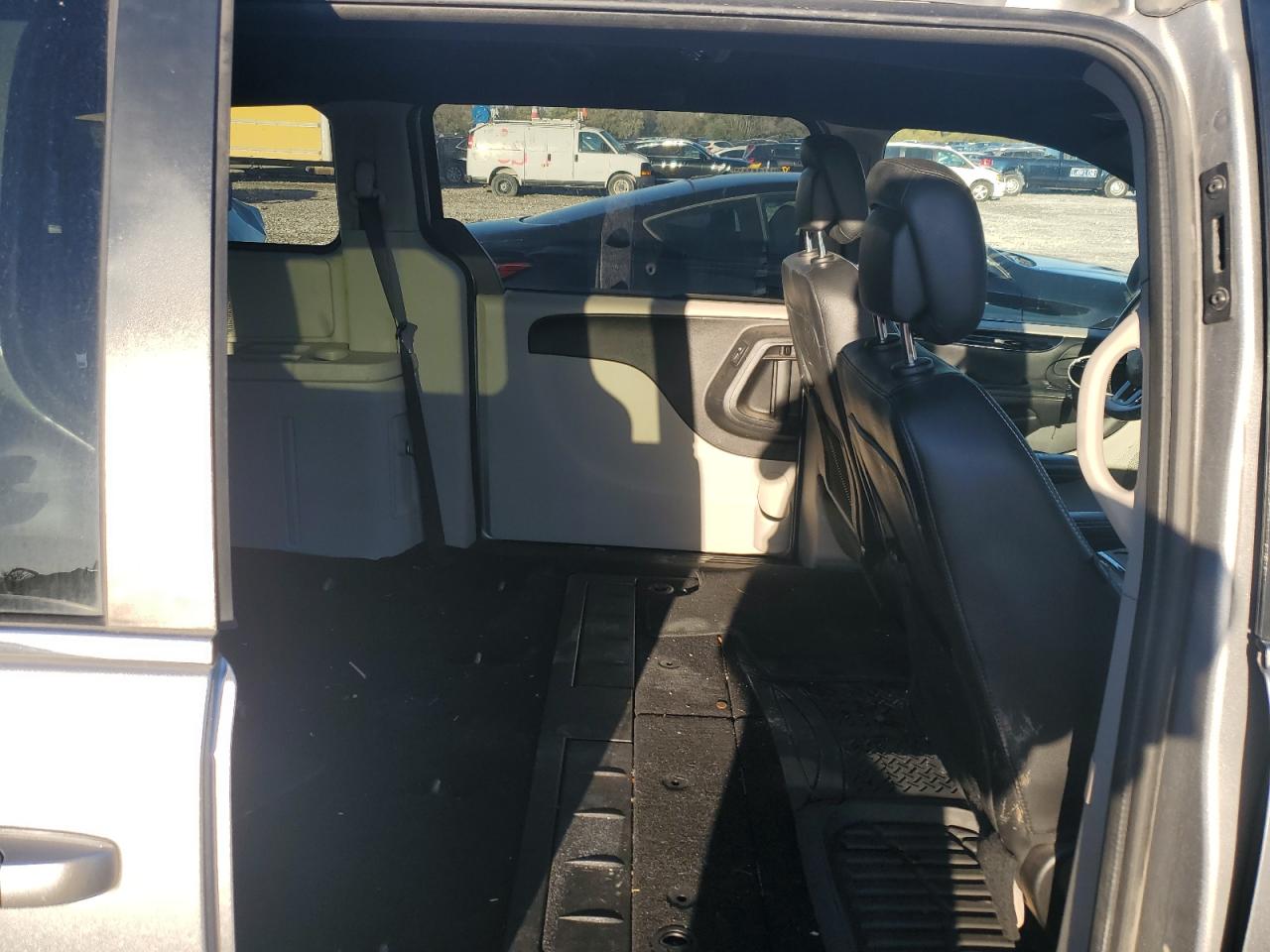 2019 Dodge Grand Caravan Sxt VIN: 2C4RDGCG0KR699202 Lot: 91455045