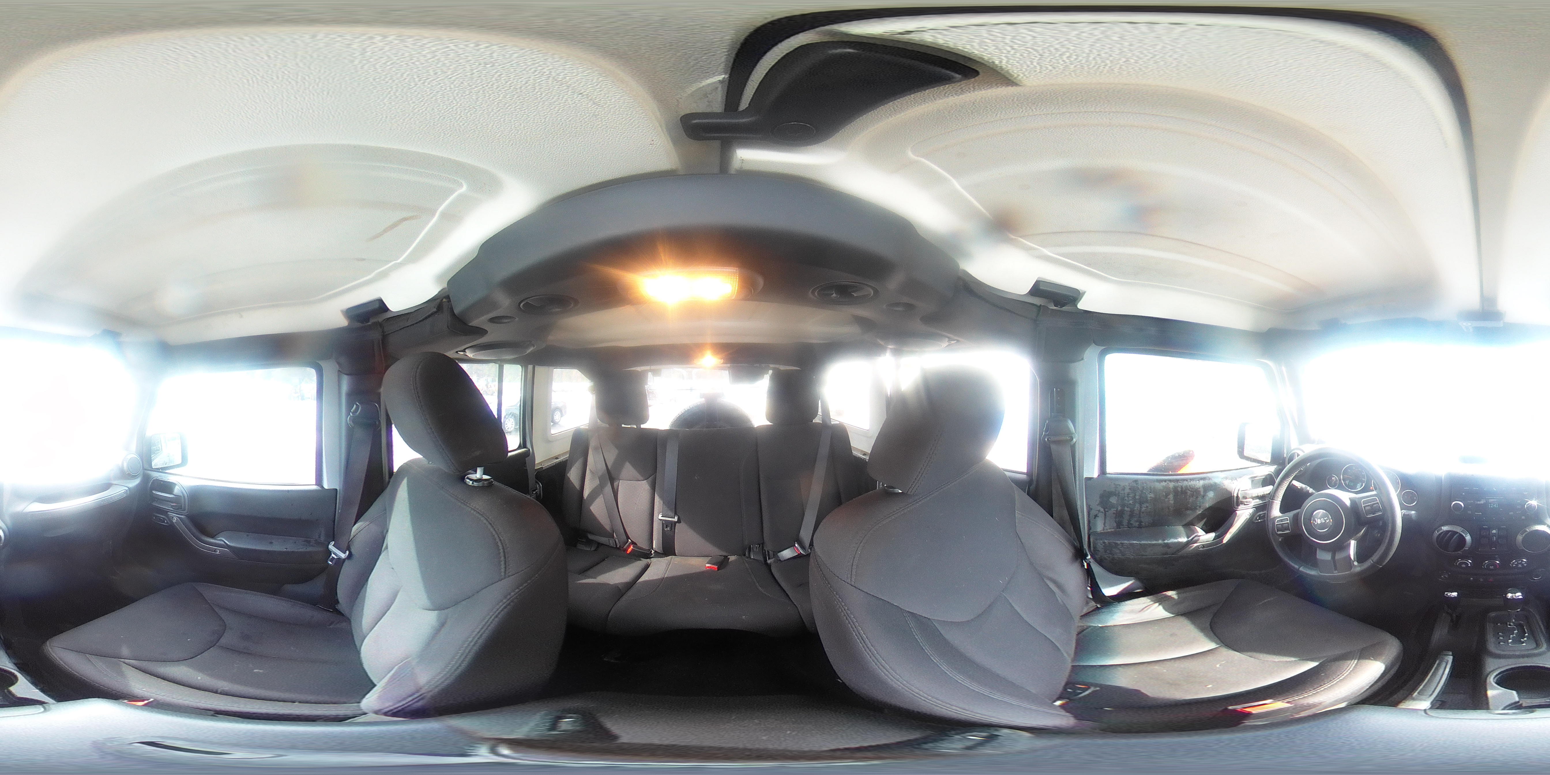 2014 Jeep Wrangler Unlimited Sport VIN: 1C4BJWDG0EL162491 Lot: 93608735