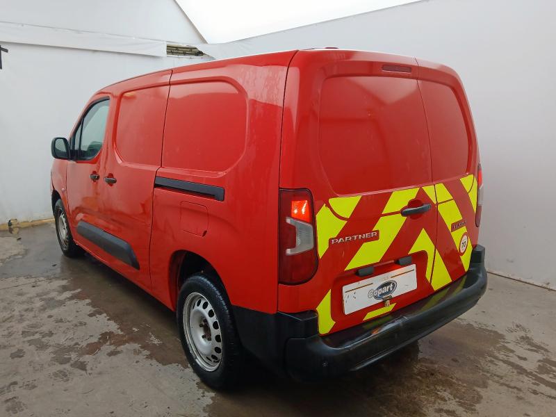 2019 PEUGEOT PARTNER S L2 