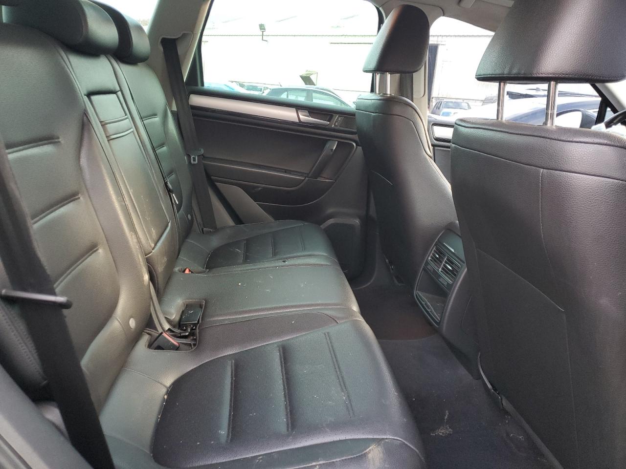 2012 Volkswagen Touareg V6 VIN: WVGFF9BP2CD000727 Lot: 92176615