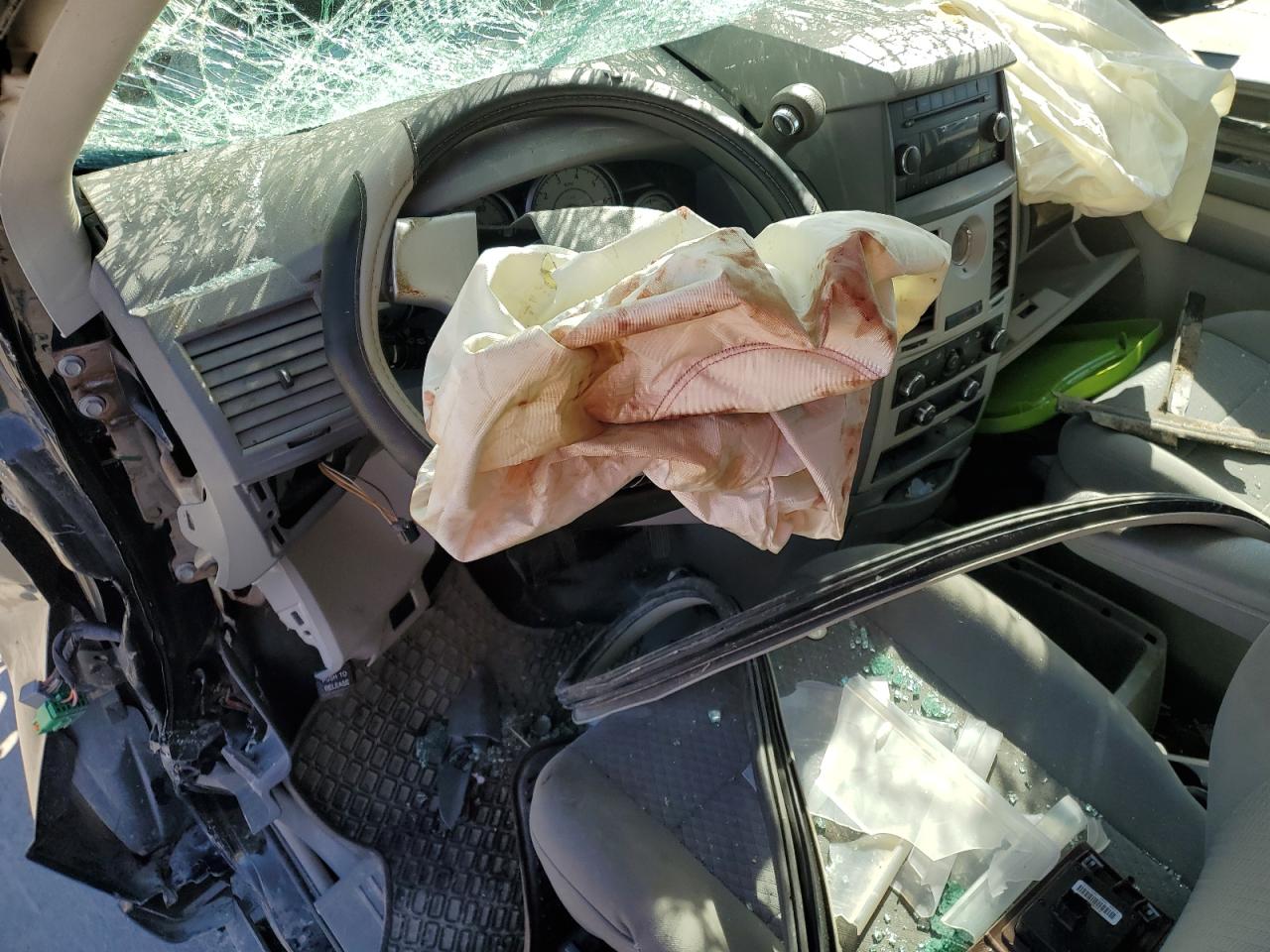 2010 Chrysler Town & Country Lx VIN: 2A4RR2D11AR391852 Lot: 90645445