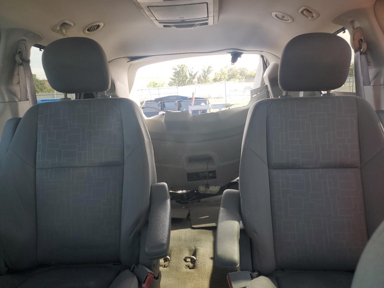 2009 Volkswagen Routan Se VIN: 2V8HW34159R595151 Lot: 92118335