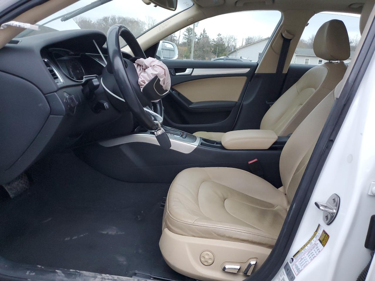 2015 Audi A4 Premium VIN: WAUBFAFL2FN007930 Lot: 92517895