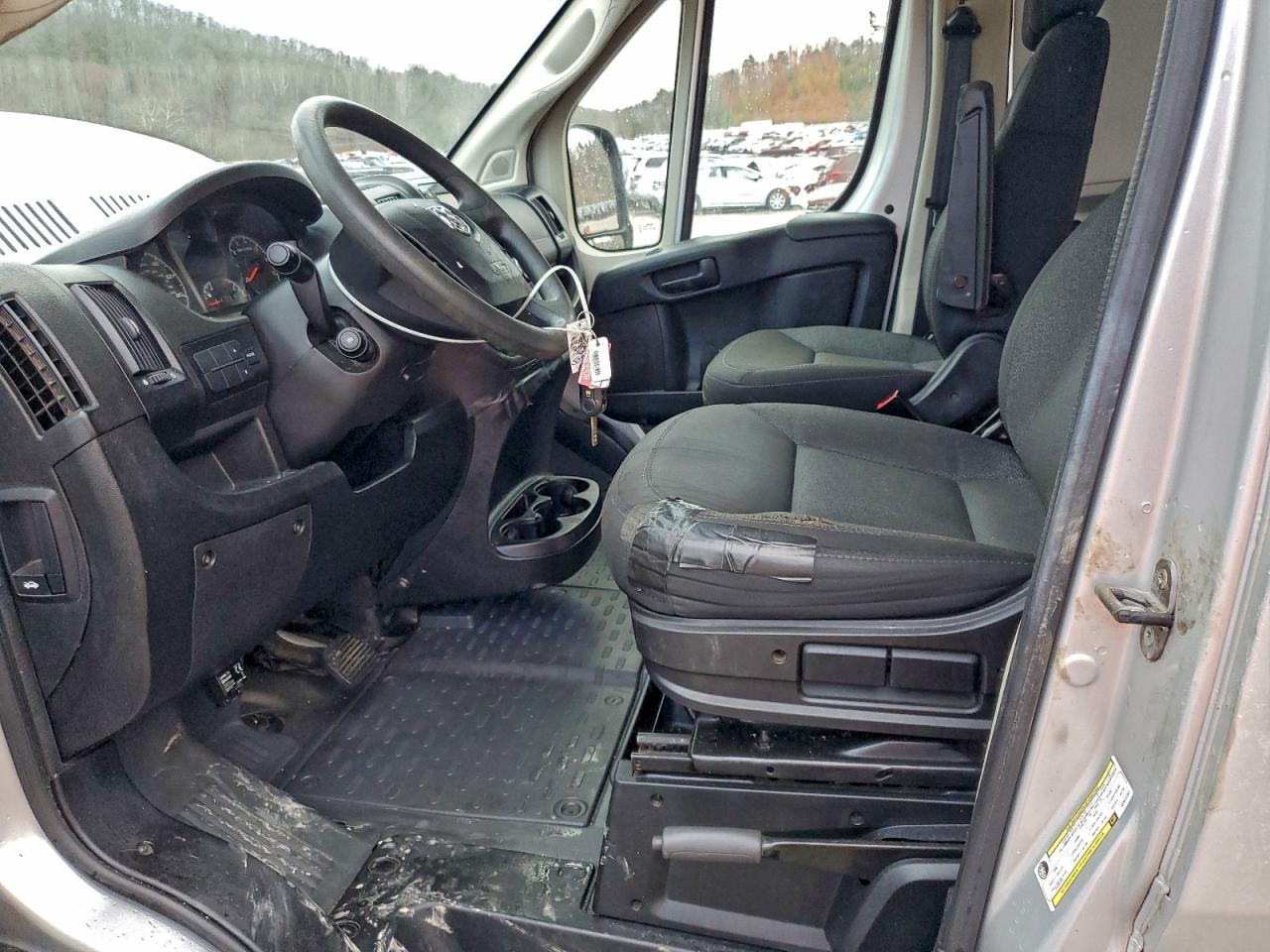 2019 Ram Promaster 2500 2500 High VIN: 3C6TRVDG5KE521787 Lot: 94572195