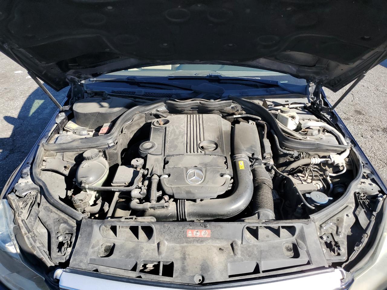 2013 Mercedes-Benz C 250 VIN: WDDGF4HB8DA869848 Lot: 85408695