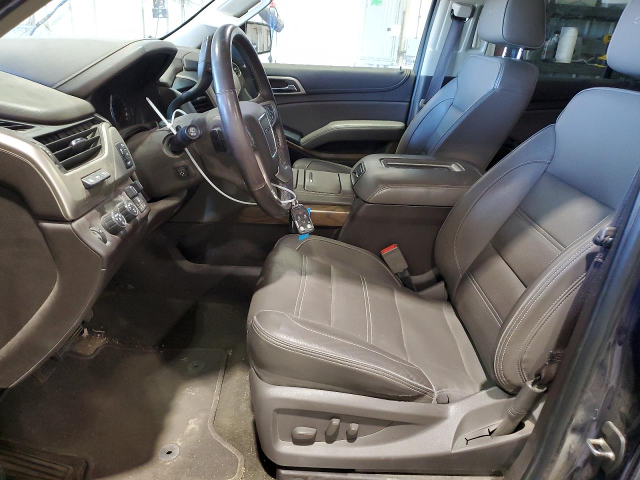 2018 GMC Yukon Xl Denali VIN: 1GKS2HKJ3JR168143 Lot: 90238485