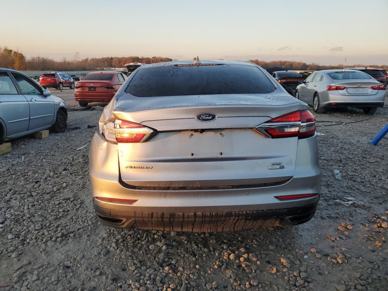 2020 Ford Fusion Se VIN: 3FA6P0T96LR257707 Lot: 90417955
