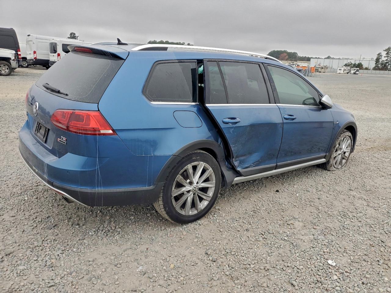 2017 Volkswagen Golf Alltrack S VIN: 3VWH17AUXHM533005 Lot: 93820075