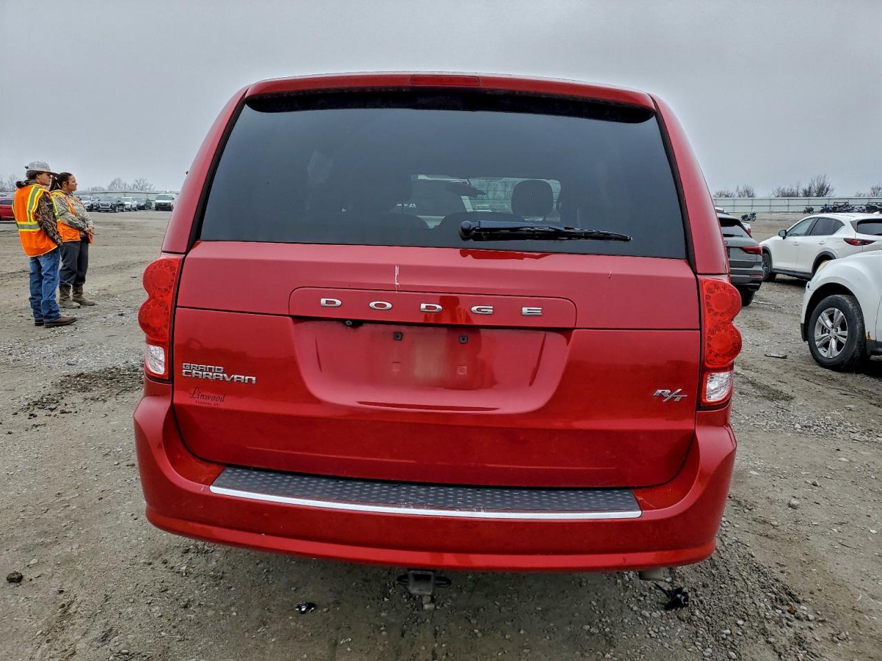 2015 Dodge Grand Caravan R/T VIN: 2C4RDGEG2FR687183 Lot: 93963245