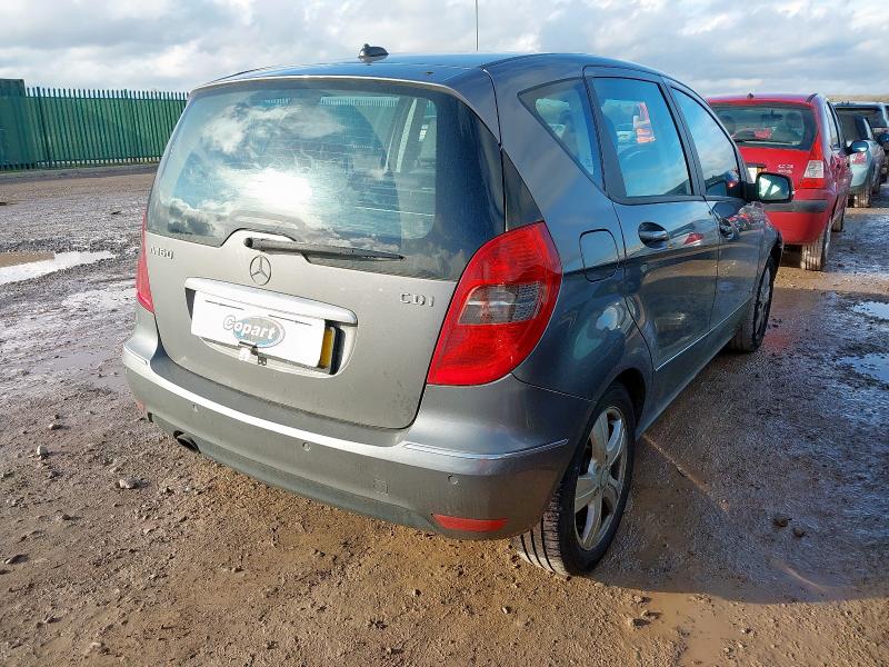 2010 MERCEDES-BENZ A CLASS A160 CDI AVANTGARDE SE 5DR CVT AUTO