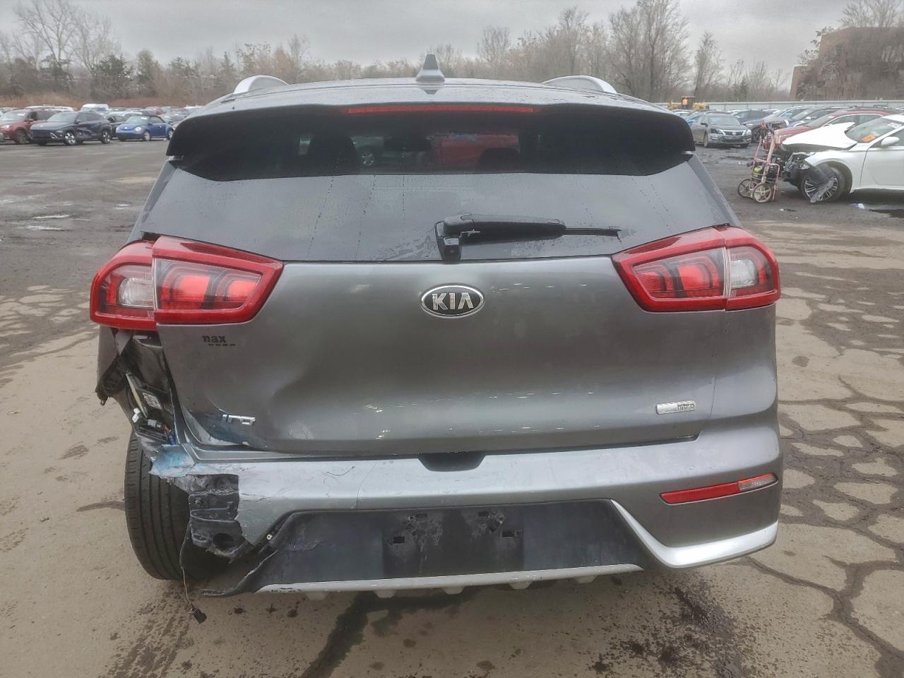 2017 Kia Niro Ex VIN: KNDCC3LC2H5039084 Lot: 94365705
