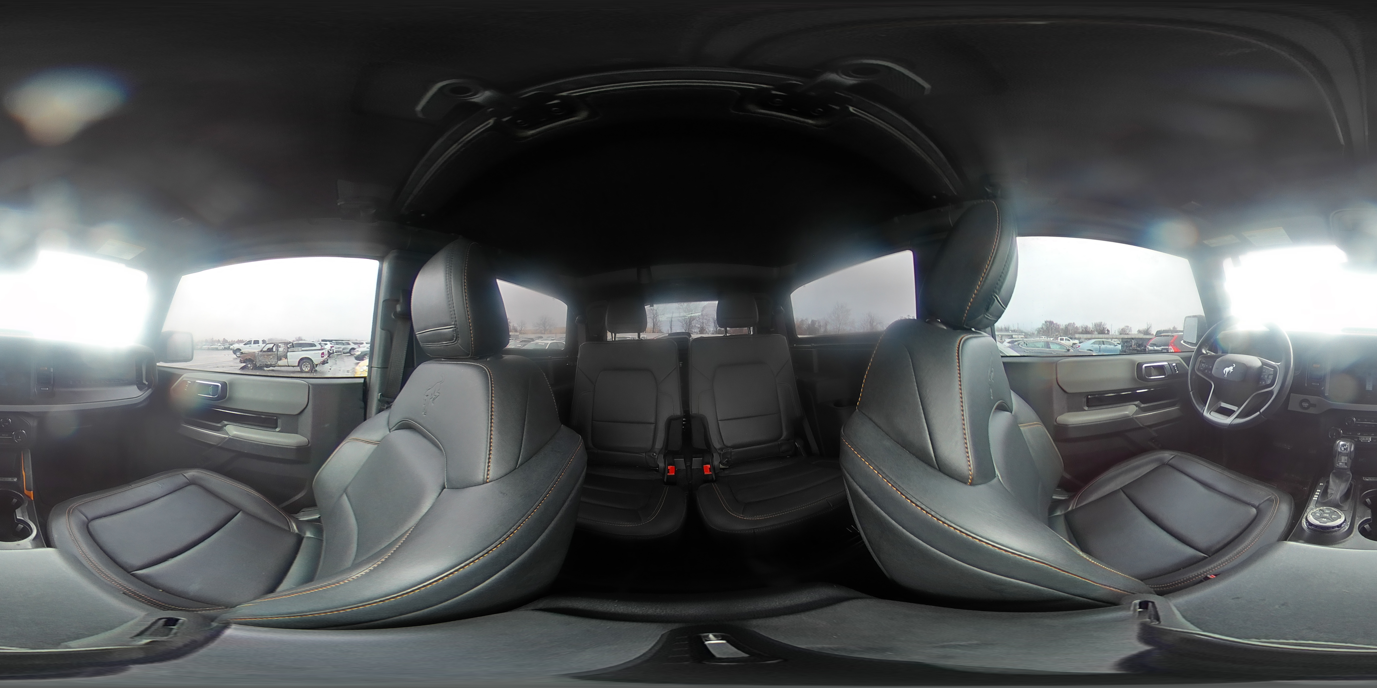 2022 Ford Bronco Base VIN: 1FMDE5CP9NLB31390 Lot: 93857155