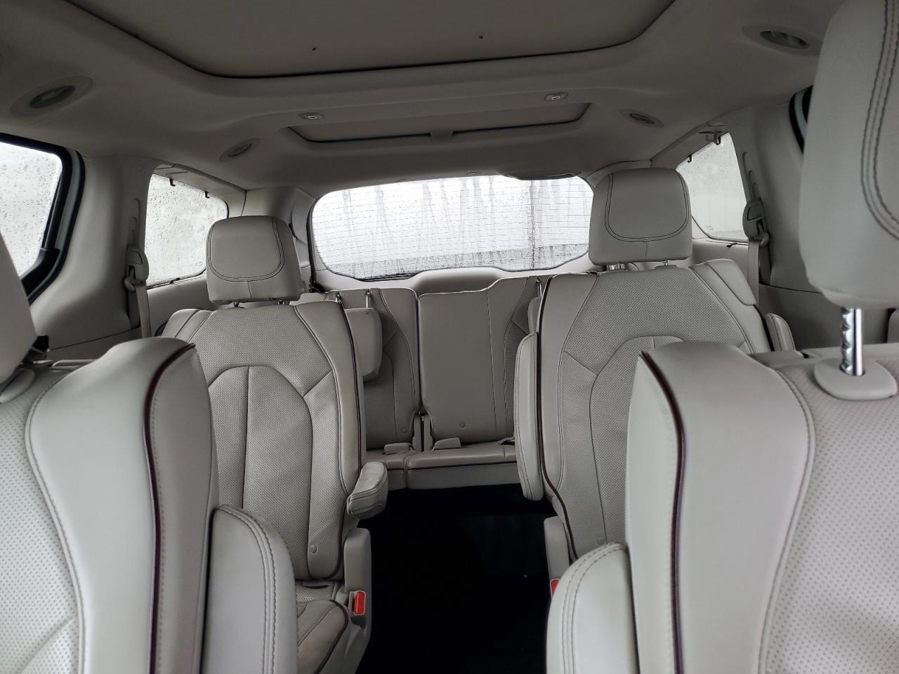 2017 Chrysler Pacifica Limited VIN: 2C4RC1GG0HR552722 Lot: 93064145