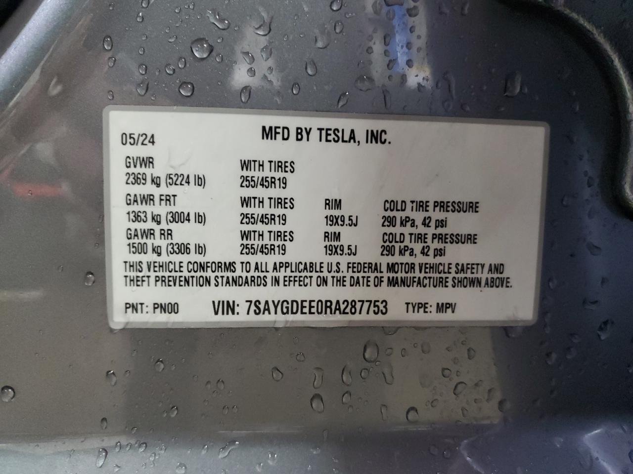 2024 Tesla Model Y VIN: 7SAYGDEE0RA287753 Lot: 92949505