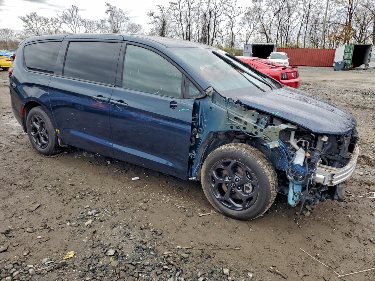 2022 Chrysler Pacifica Hybrid Touring L VIN: 2C4RC1L73NR174087 Lot: 93533755