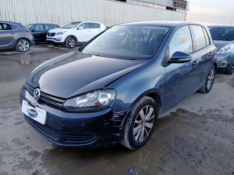 2010 VOLKSWAGEN GOLF 1.6 TDI 105 MATCH 5DR DSG for sale at Copart PETERLEE