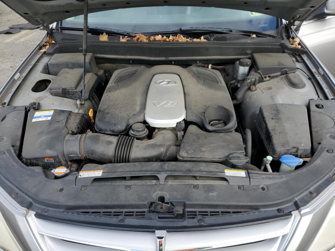 2011 Hyundai Genesis 4.6L VIN: KMHGC4DF5BU120864 Lot: 92681085