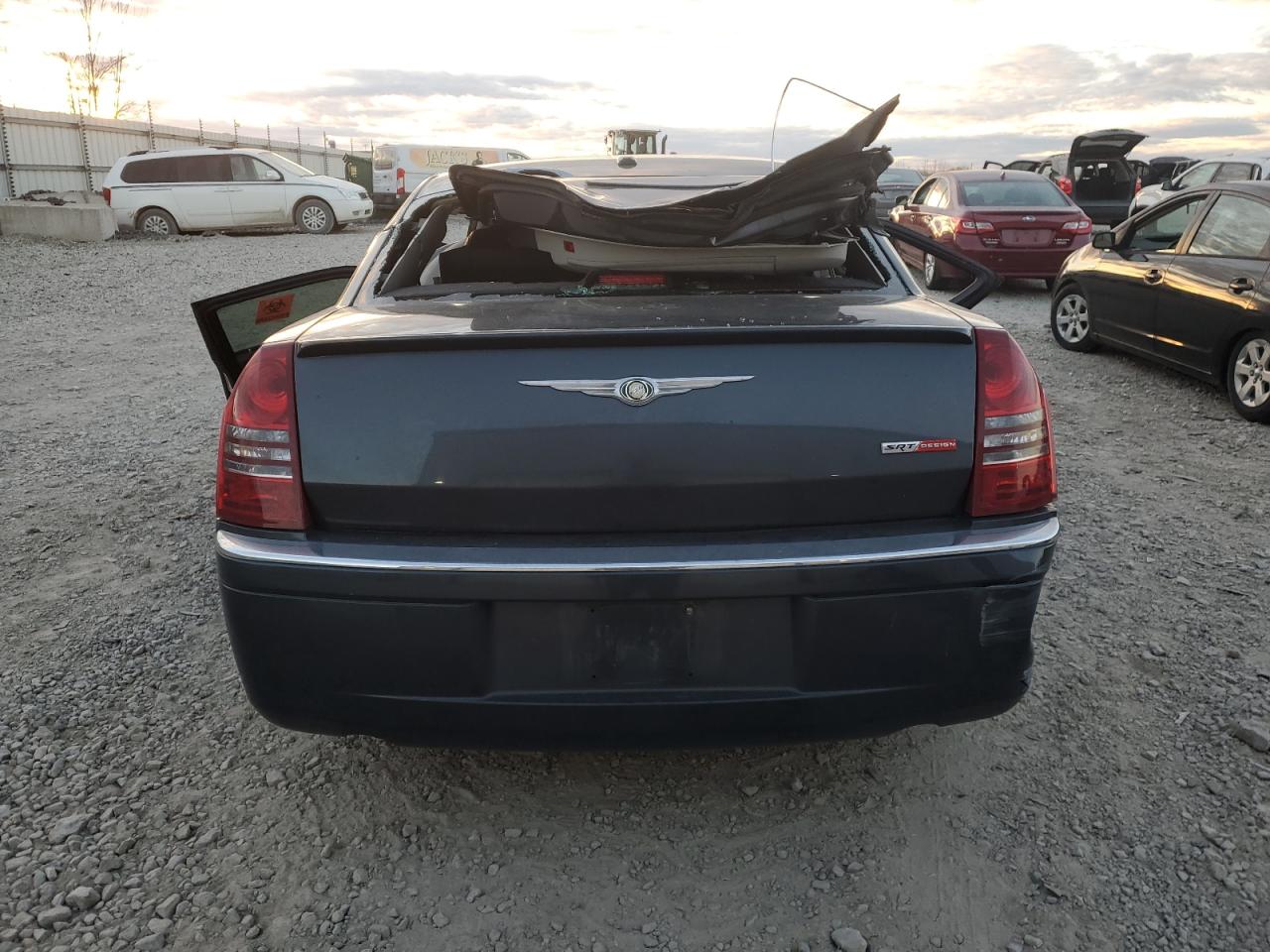 2007 Chrysler 300C VIN: 2C3KA63H77H896303 Lot: 92622465