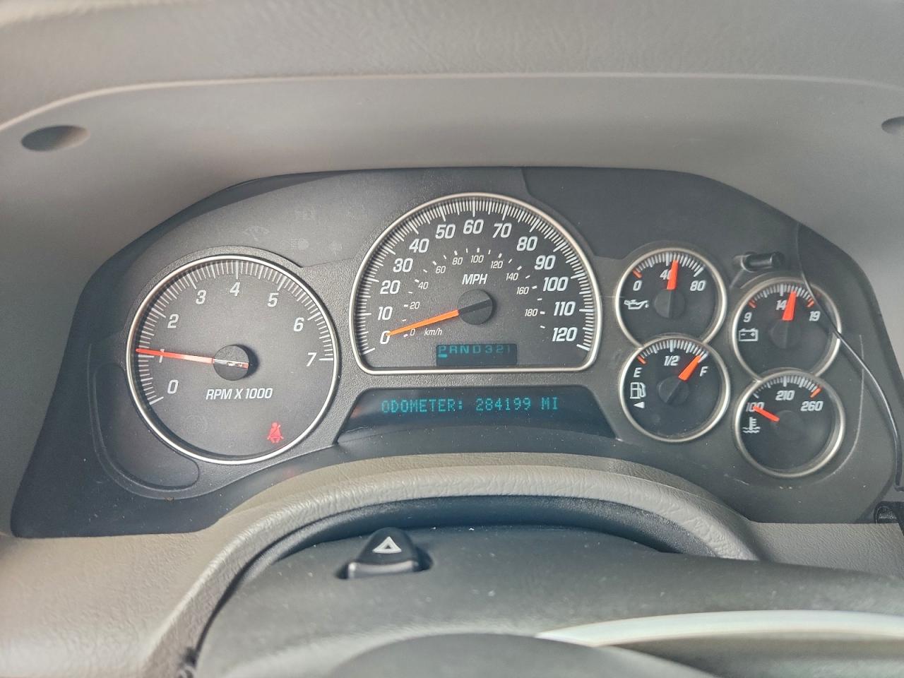 2005 GMC Envoy VIN: 1GKDS13S852274643 Lot: 94170465