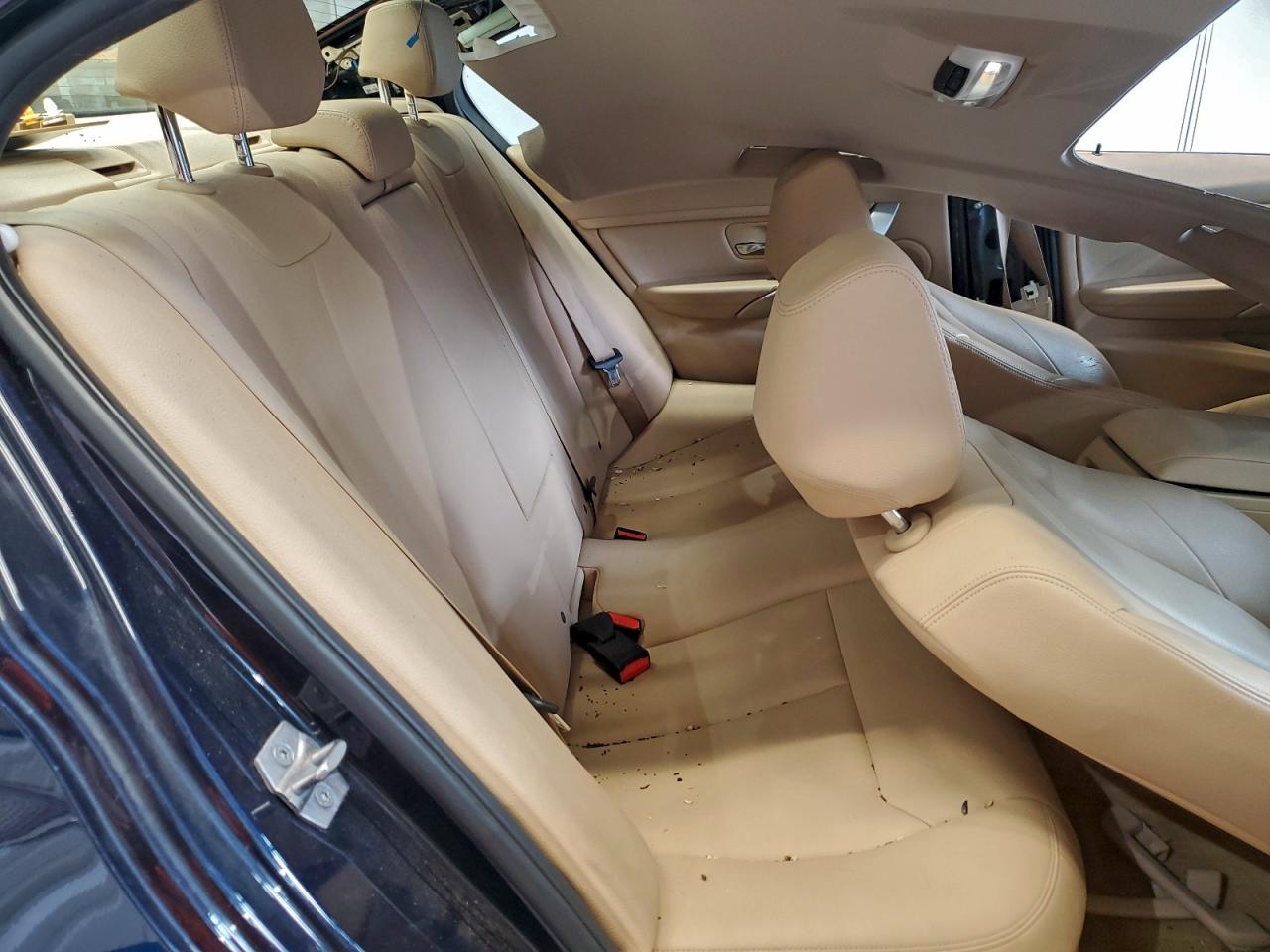 2016 BMW 320 Xi VIN: WBA8E5G55GNU21371 Lot: 92833855