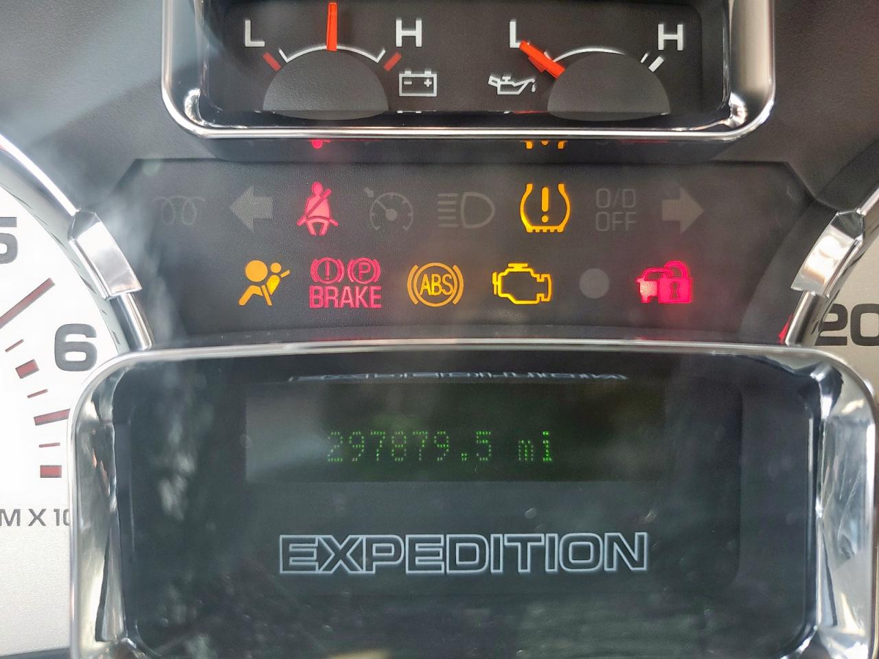 2007 Ford Expedition El Xlt VIN: 1FMFK15537LA22612 Lot: 93537725