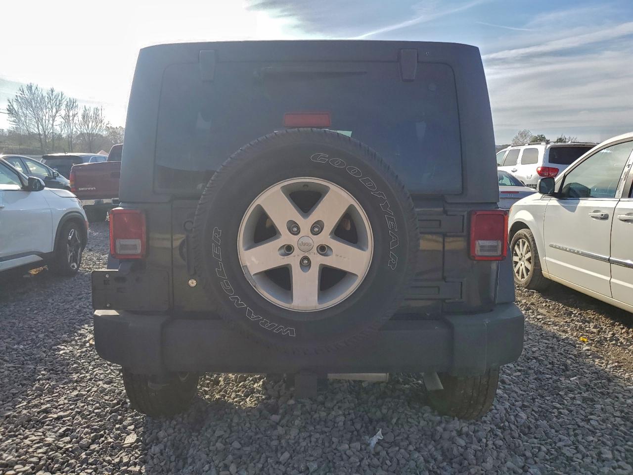 2014 Jeep Wrangler Unlimited Sport VIN: 1C4BJWDG1EL116734 Lot: 94406335