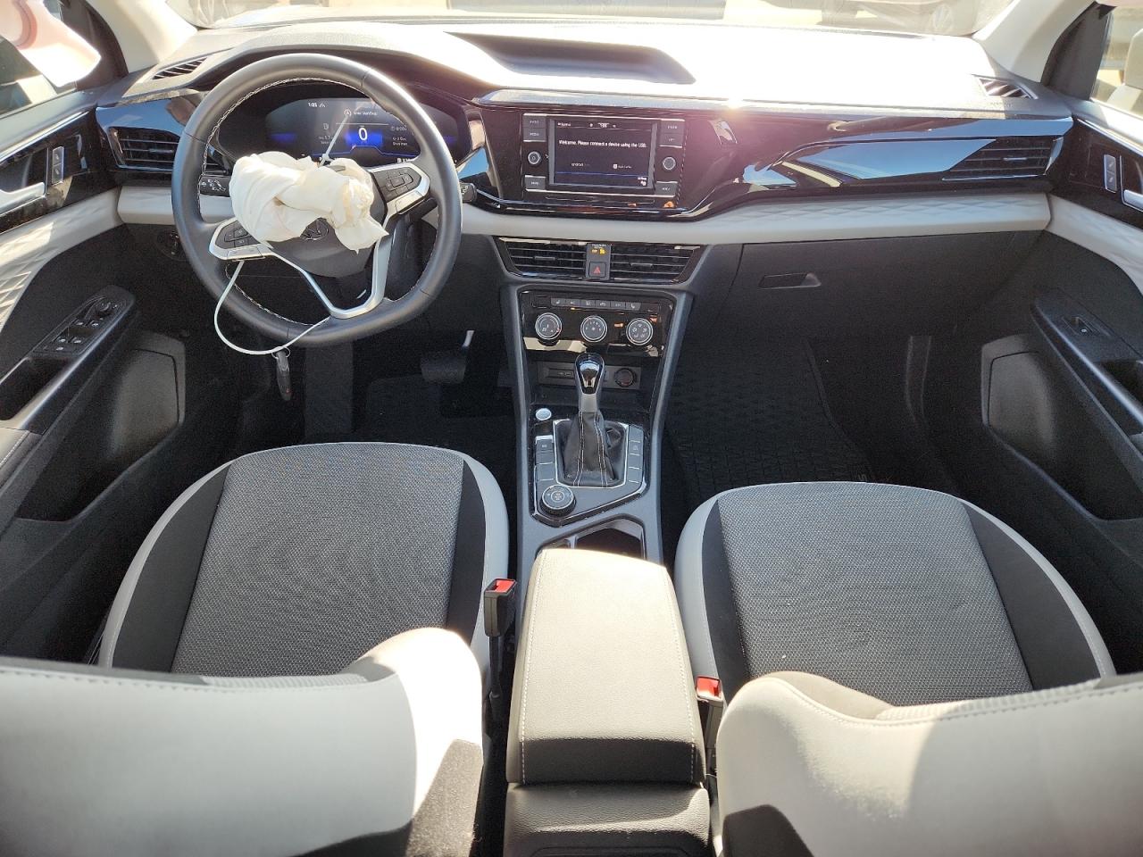 2024 Volkswagen Taos S VIN: 3VV8X7B21RM036121 Lot: 92115455