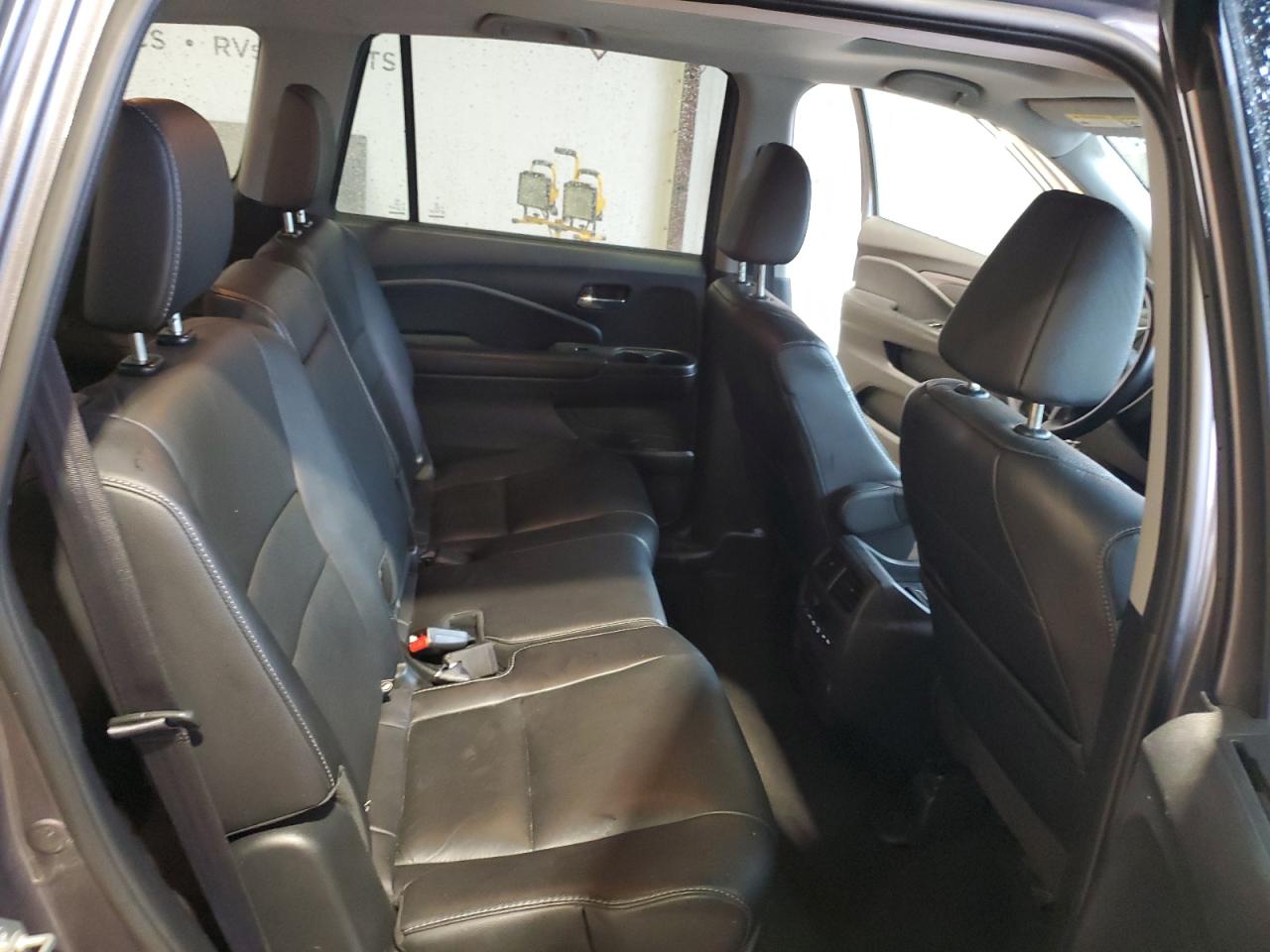 2021 Honda Pilot Se VIN: 5FNYF5H26MB010625 Lot: 93884095