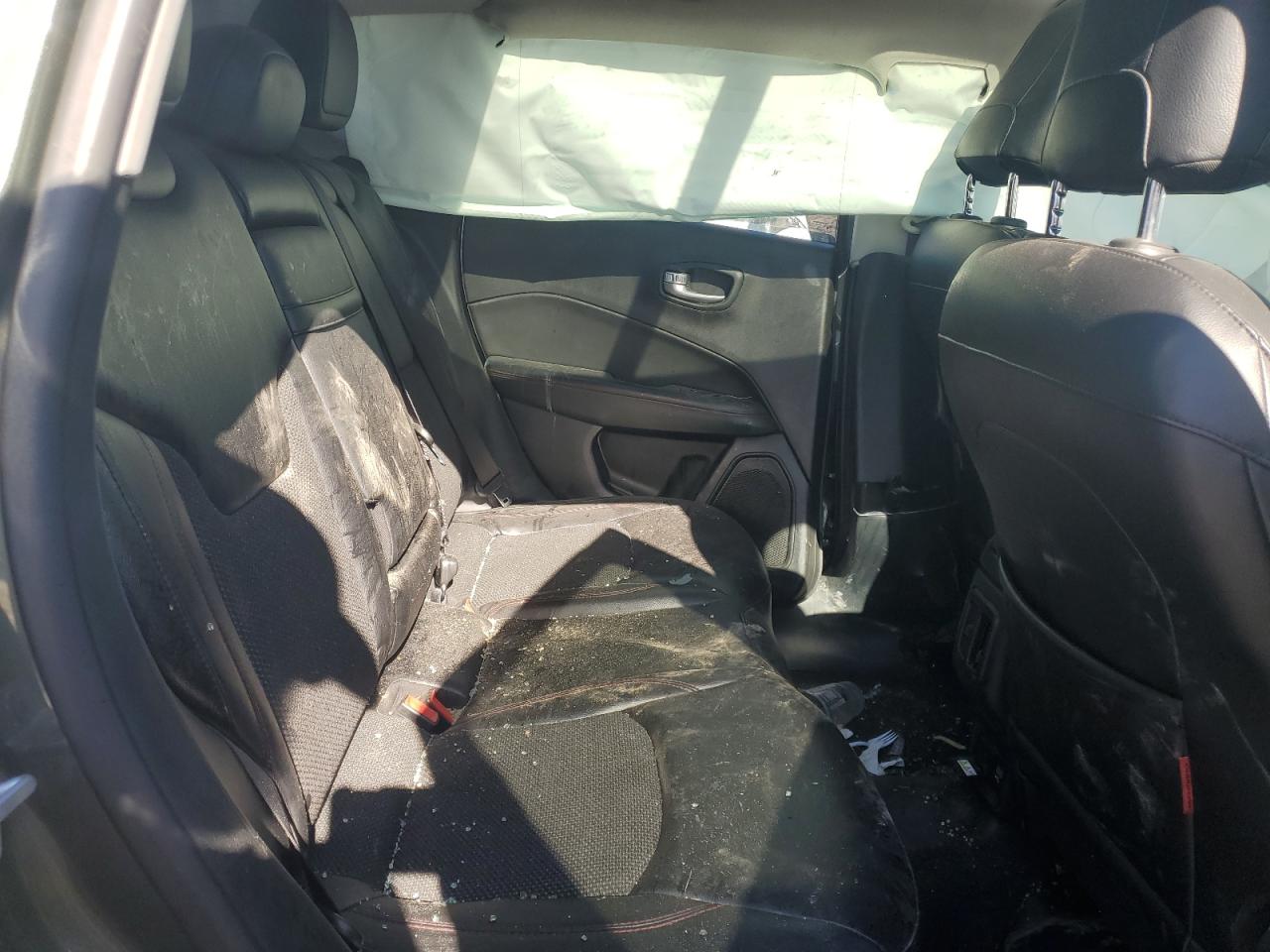 2018 Jeep Compass Trailhawk VIN: 3C4NJDDB6JT127054 Lot: 90688695