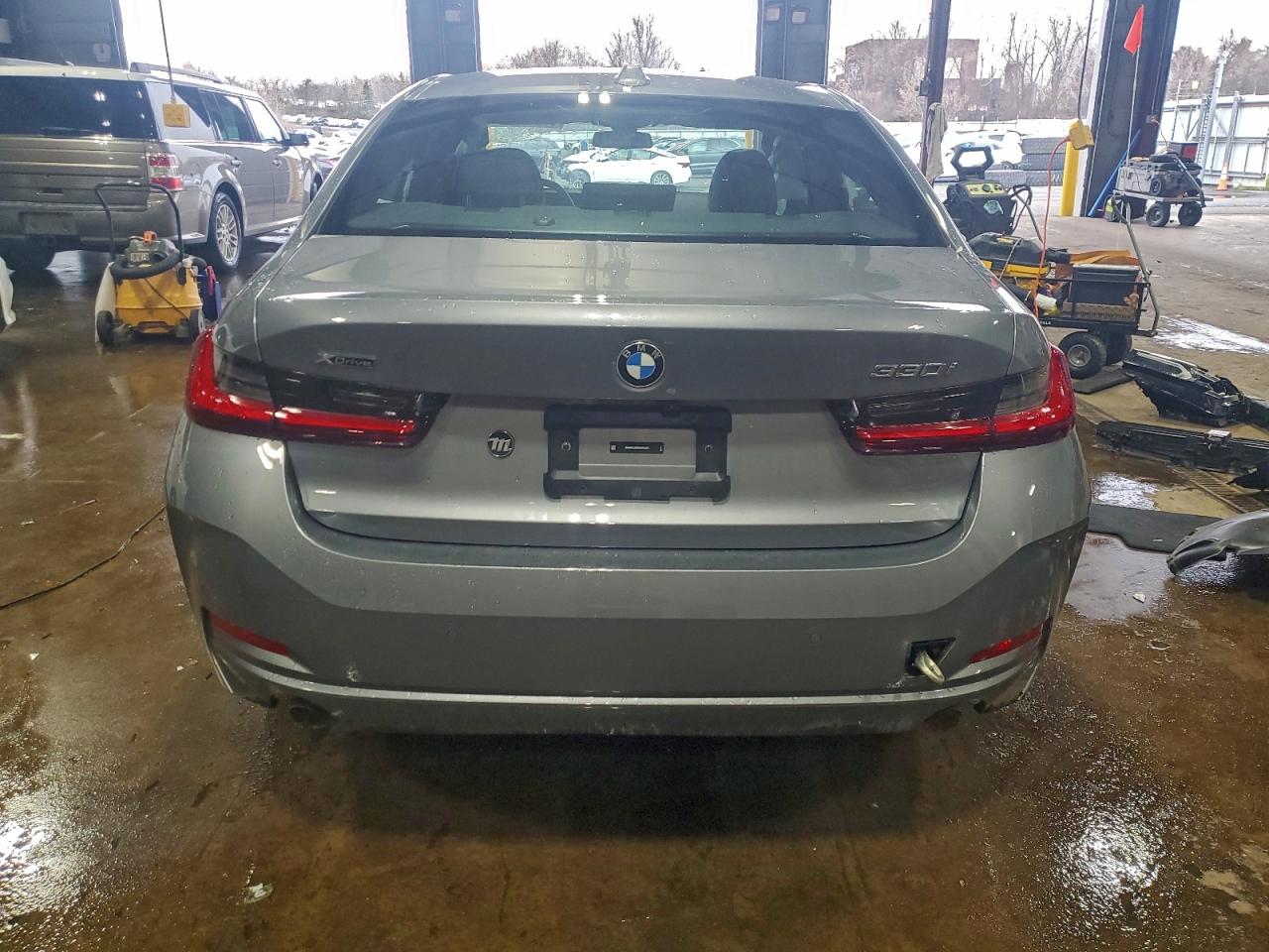 2025 BMW 330Xi VIN: 3MW89CW05S8E93262 Lot: 93915005