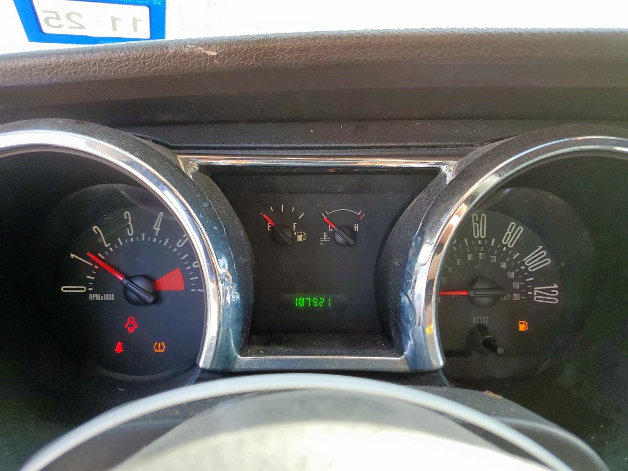 2008 Ford Mustang VIN: 1ZVHT80N985121917 Lot: 85430185