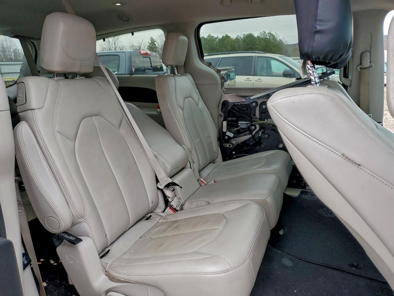 2017 Chrysler Pacifica Touring L Plus VIN: 2C4RC1EG0HR559642 Lot: 93406285