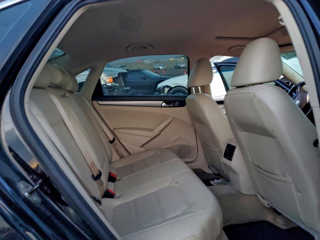 2015 Volkswagen Passat Se VIN: 1VWBV7A34FC012281 Lot: 93889335