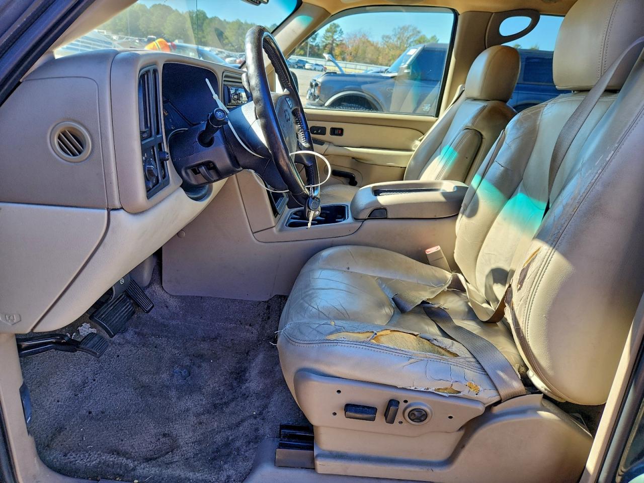 2003 Chevrolet Tahoe C1500 VIN: 1GNEC13Z23R198360 Lot: 94062955