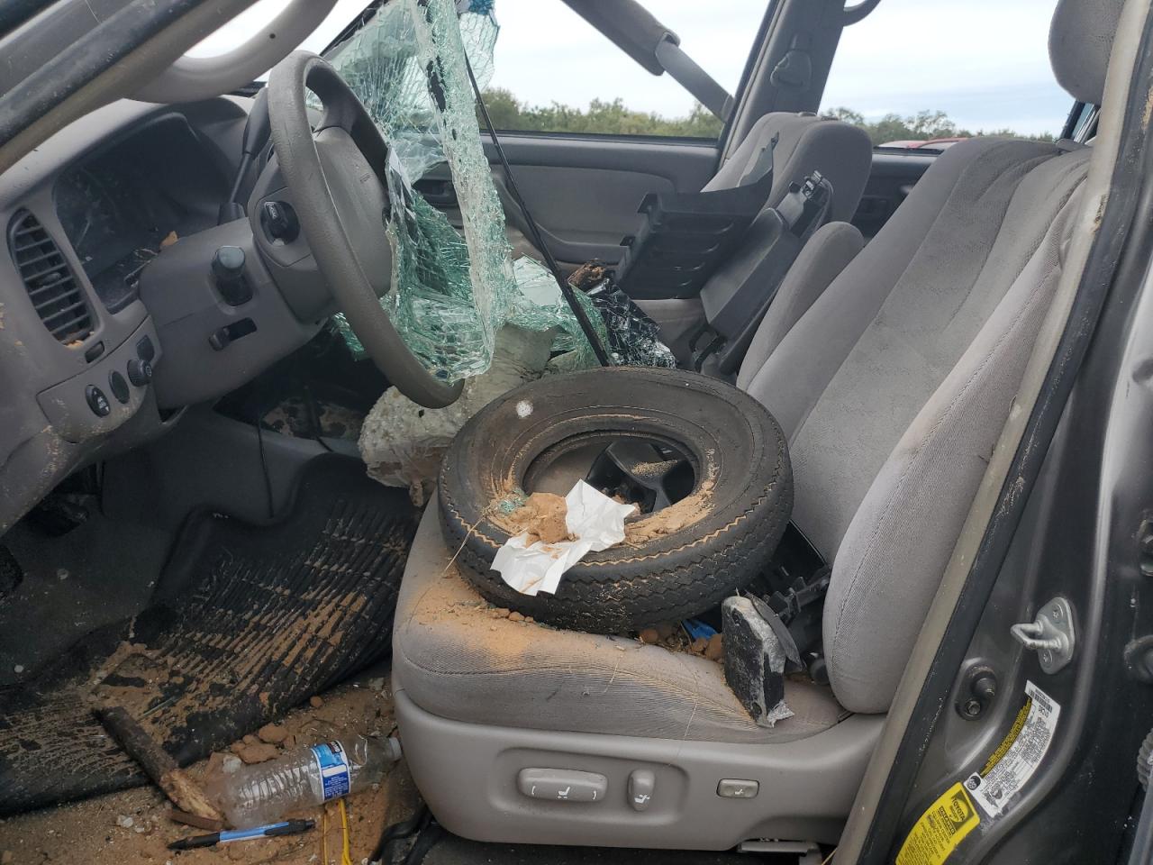 2006 Toyota Sequoia Sr5 VIN: 5TDBT44A26S267303 Lot: 89873695