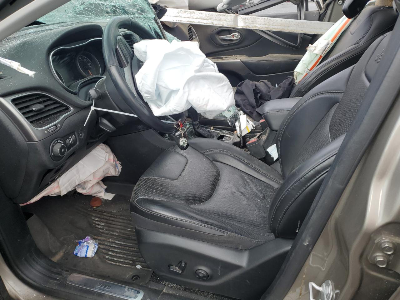 2019 Jeep Cherokee Limited VIN: 1C4PJMDX5KD379616 Lot: 91678175