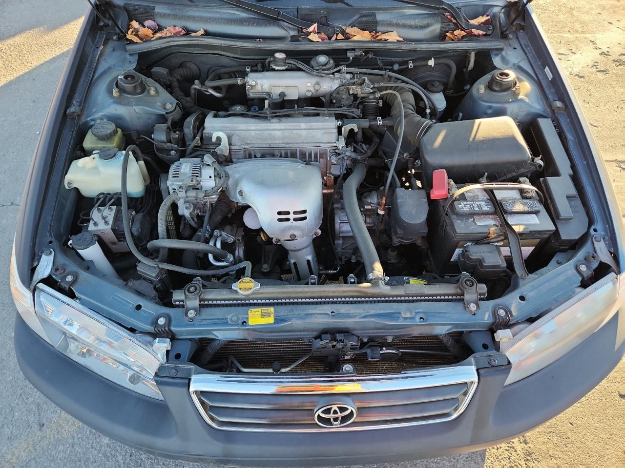 2000 Toyota Camry Ce VIN: 4T1BG22K3YU982654 Lot: 90749825