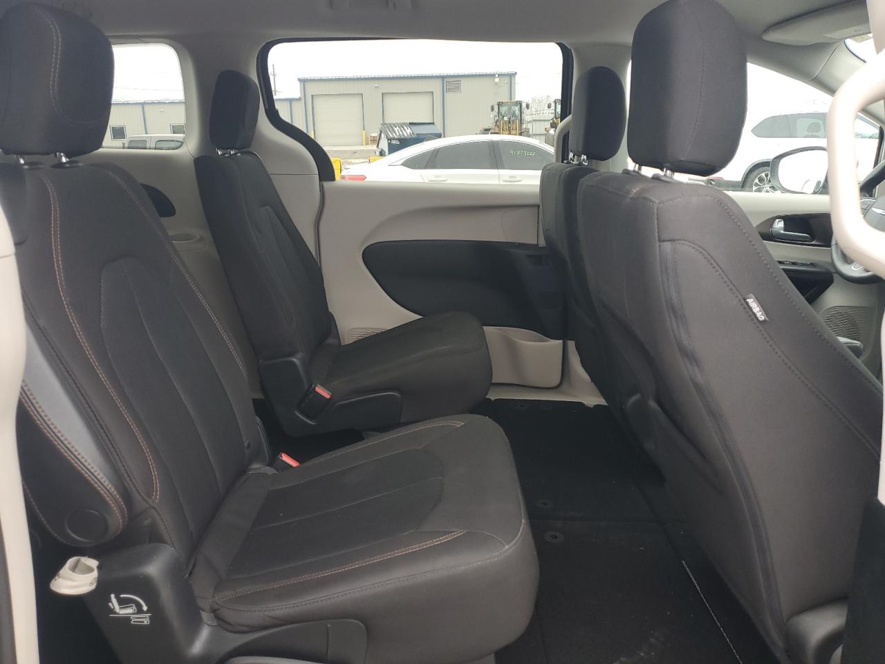 2017 Chrysler Pacifica Touring VIN: 2C4RC1DG2HR544285 Lot: 92135735