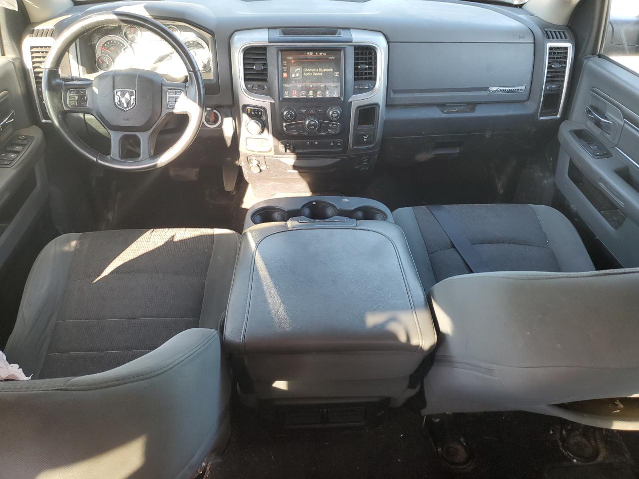 2017 Ram 1500 Slt VIN: 3C6RR6LT5HG738185 Lot: 92402785