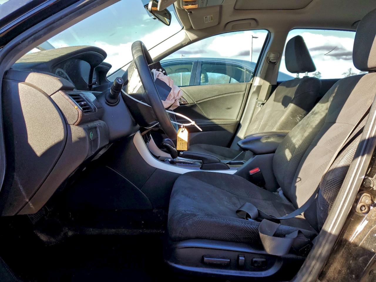 2016 Honda Accord Ex VIN: 1HGCR2F77GA138899 Lot: 93912785