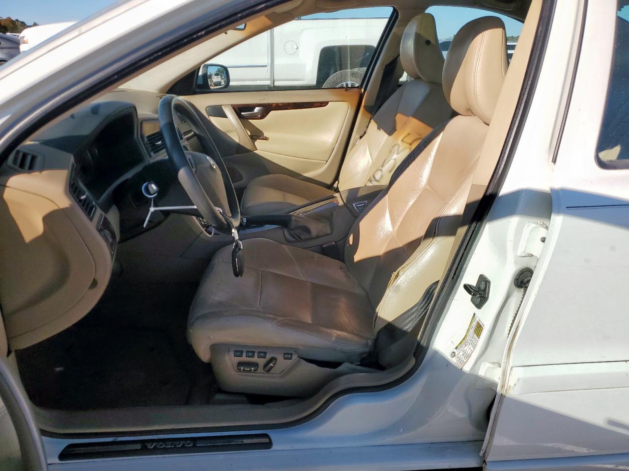 2007 Volvo S60 2.5T VIN: YV1RS592372634172 Lot: 91246335