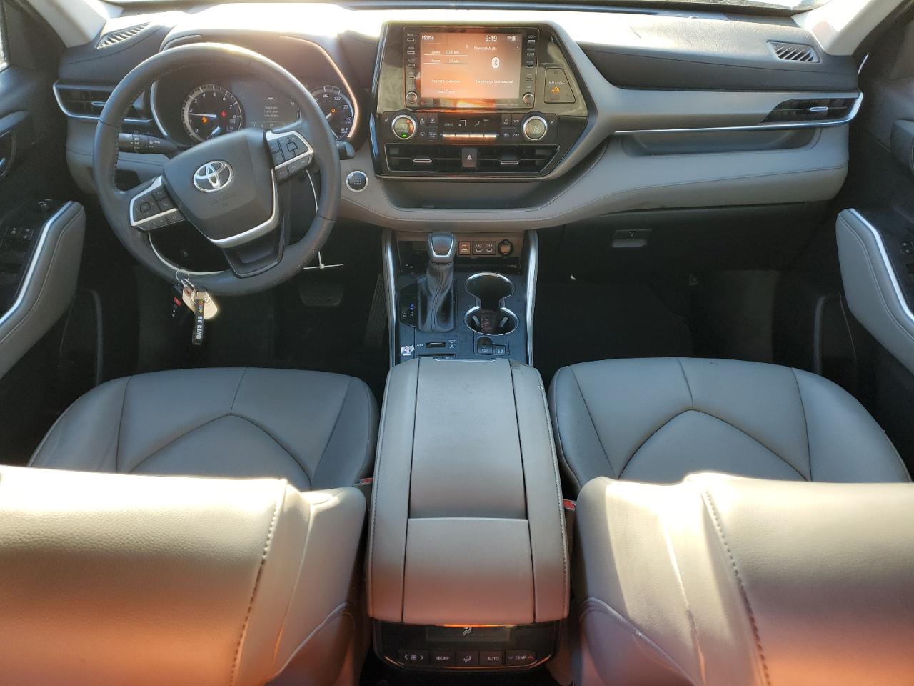 2022 Toyota Highlander Xle VIN: 5TDGZRBH2NS186026 Lot: 93288235