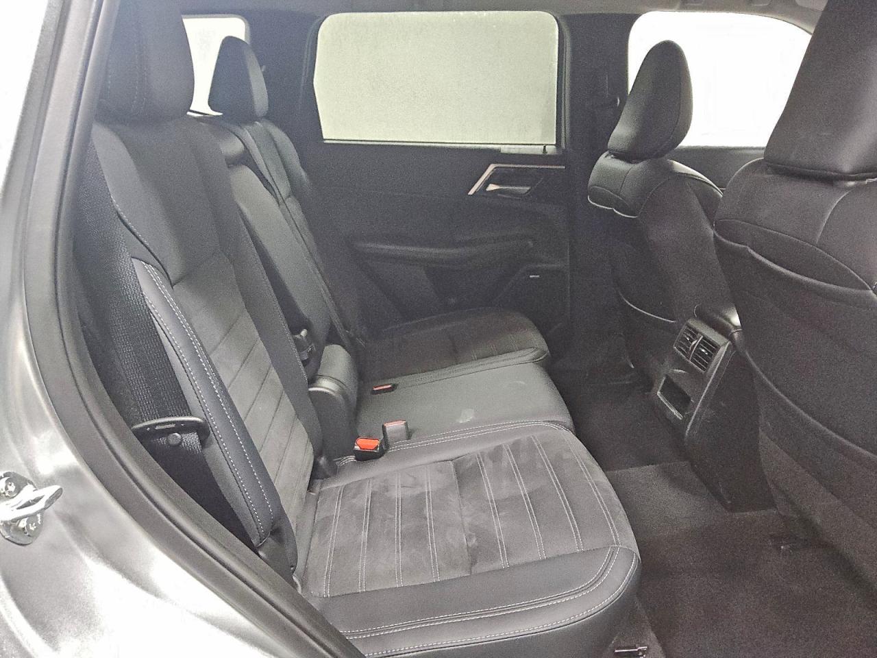 2025 Mitsubishi Outlander Se VIN: JA4J3VA8XSZ029673 Lot: 93854815